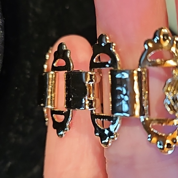 AB CRYSTAL Goldtone 7in bracelet - Picture 5 of 5